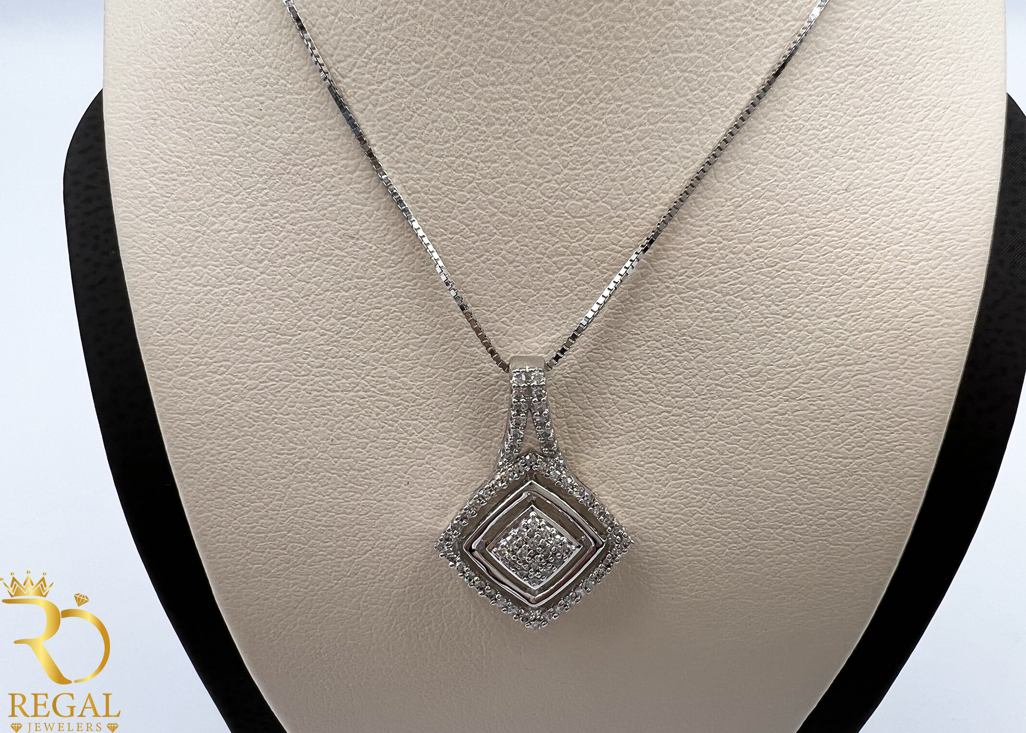 Female Pendant Necklace with Diamonds