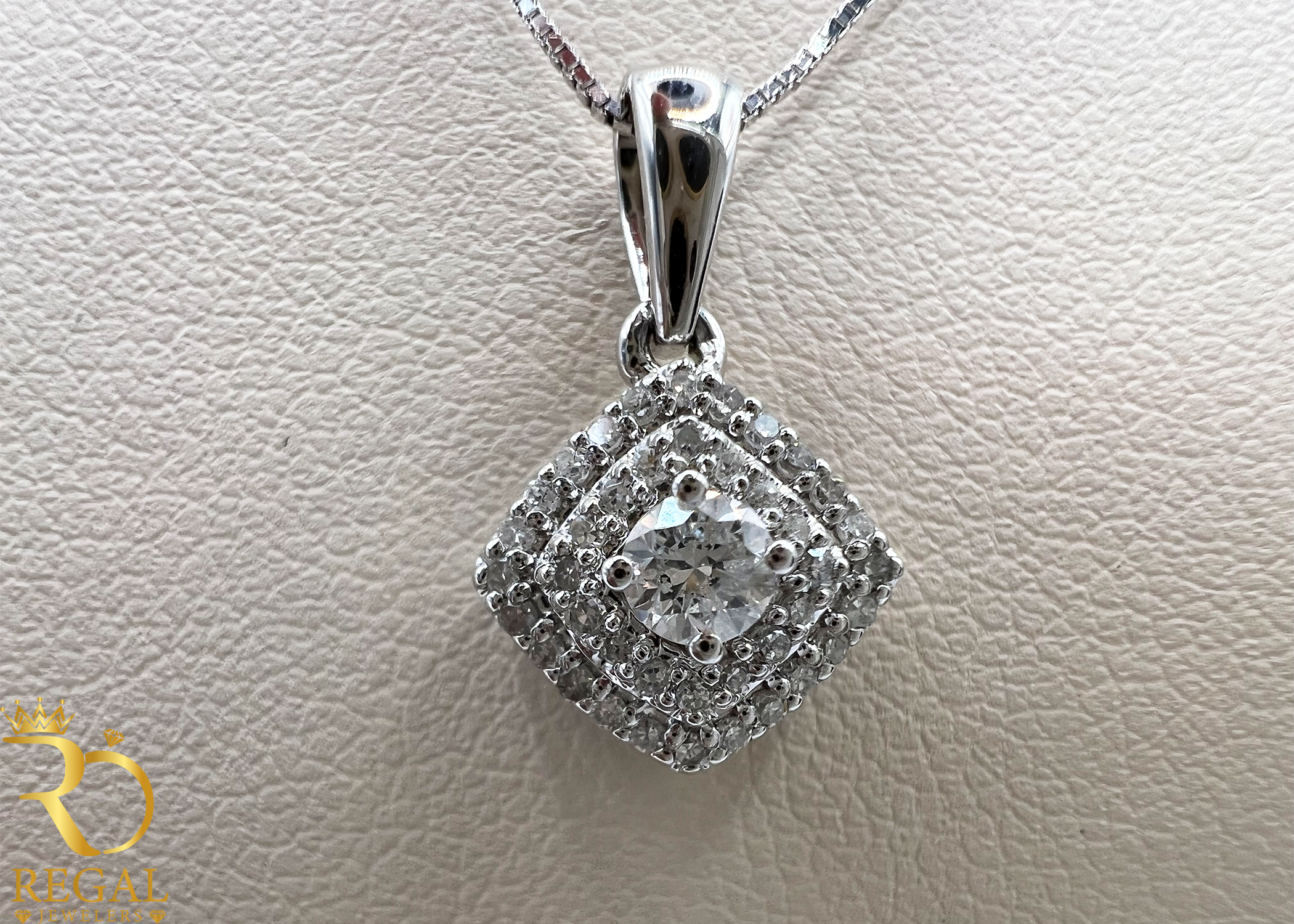 Female Pendant Necklace with Diamonds