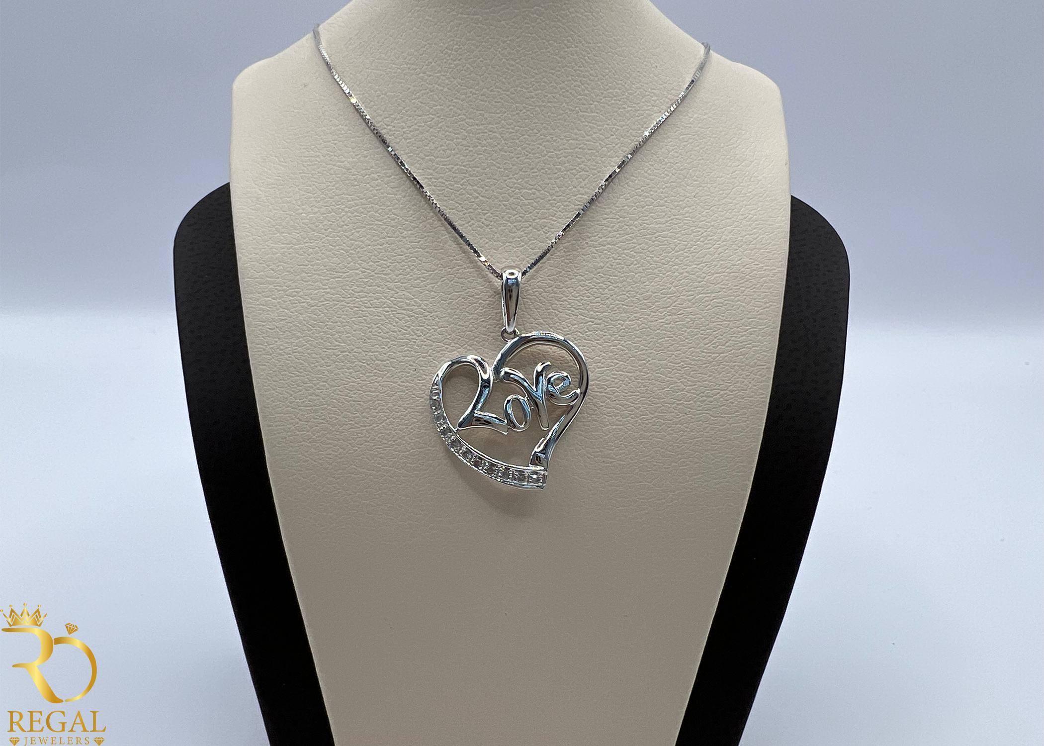 Female Pendant Necklace with Diamonds