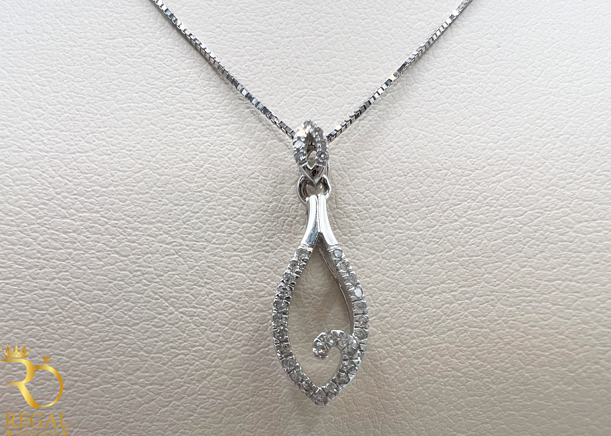 Female Pendant Necklace with Diamonds