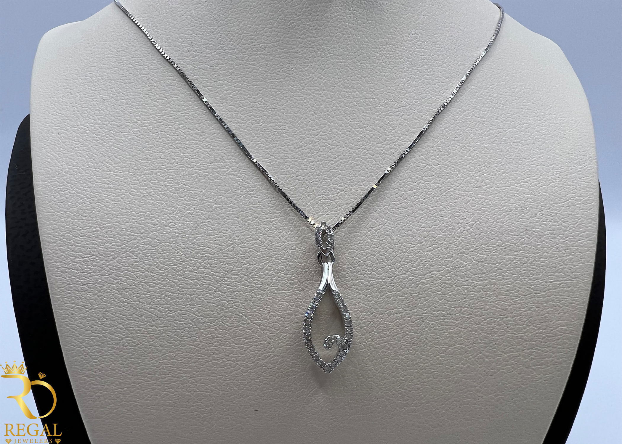 Female Pendant Necklace with Diamonds