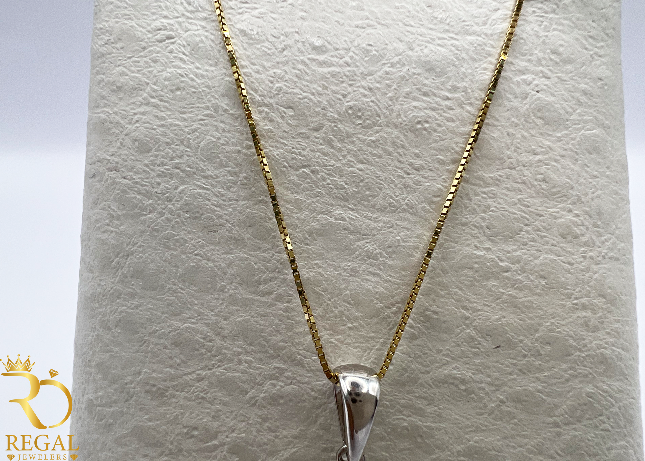 Female Pendant Necklace with Diamonds