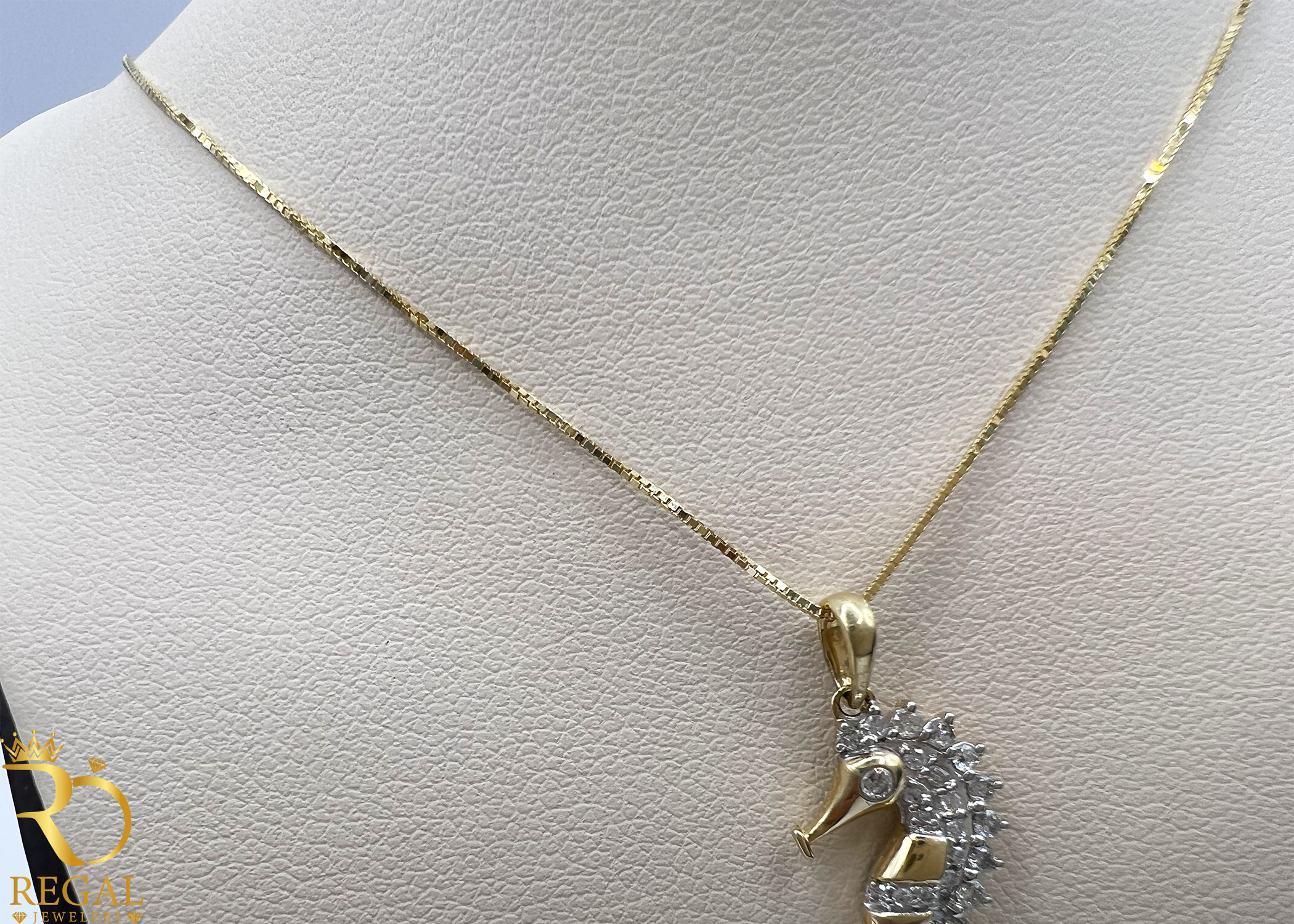 Female Pendant Necklace with Diamonds