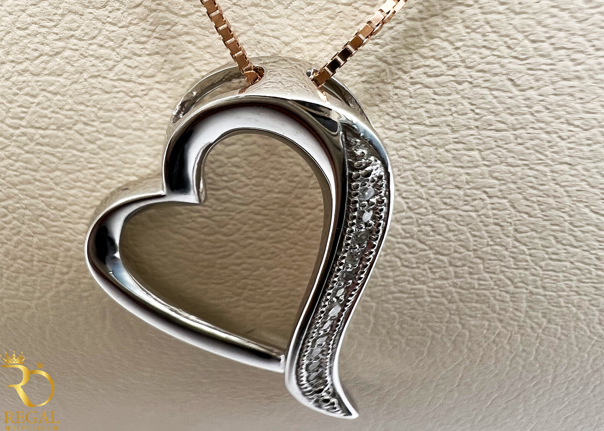 Female Pendant Necklace with Diamonds