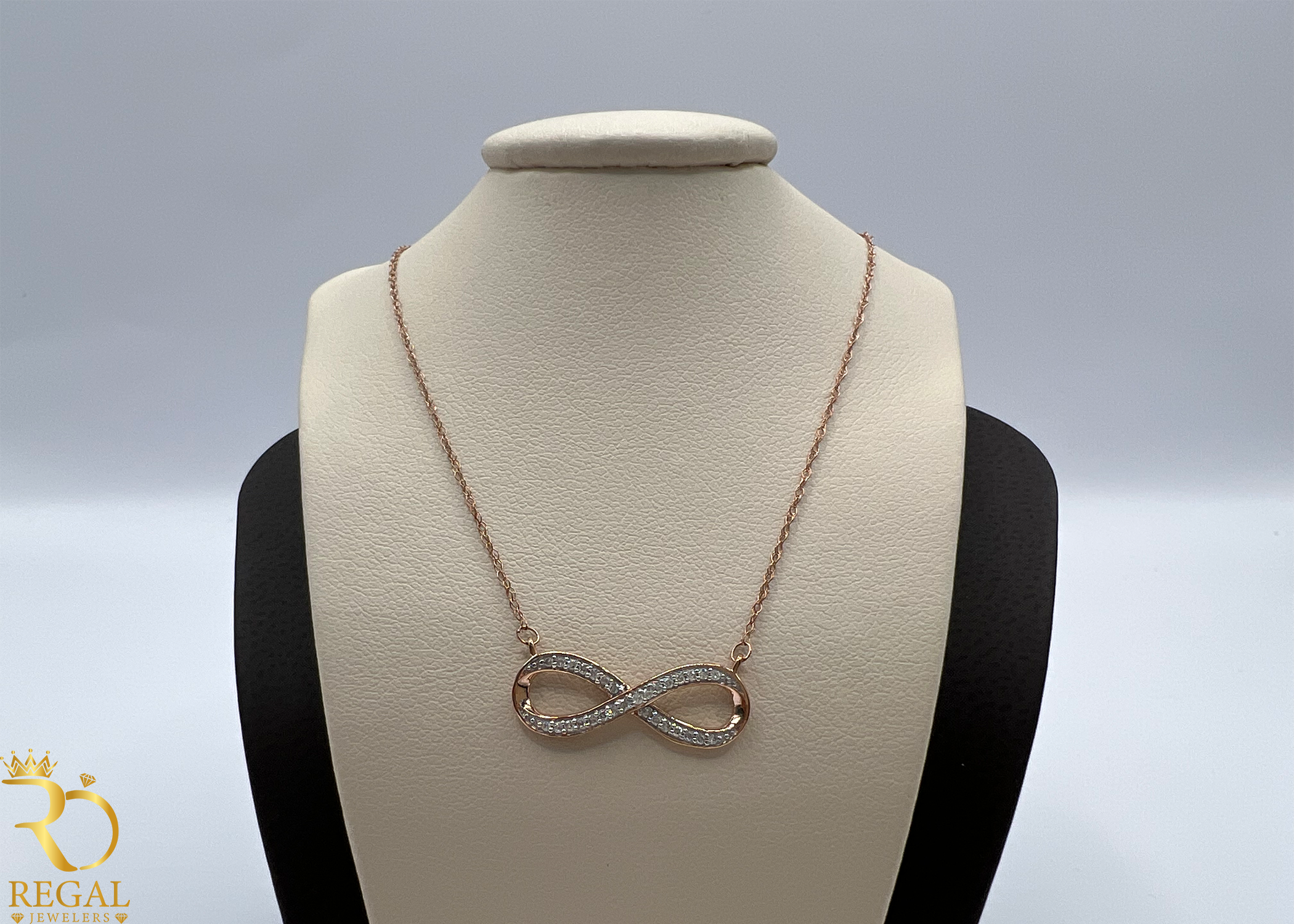 Female Pendant Necklace with Diamonds