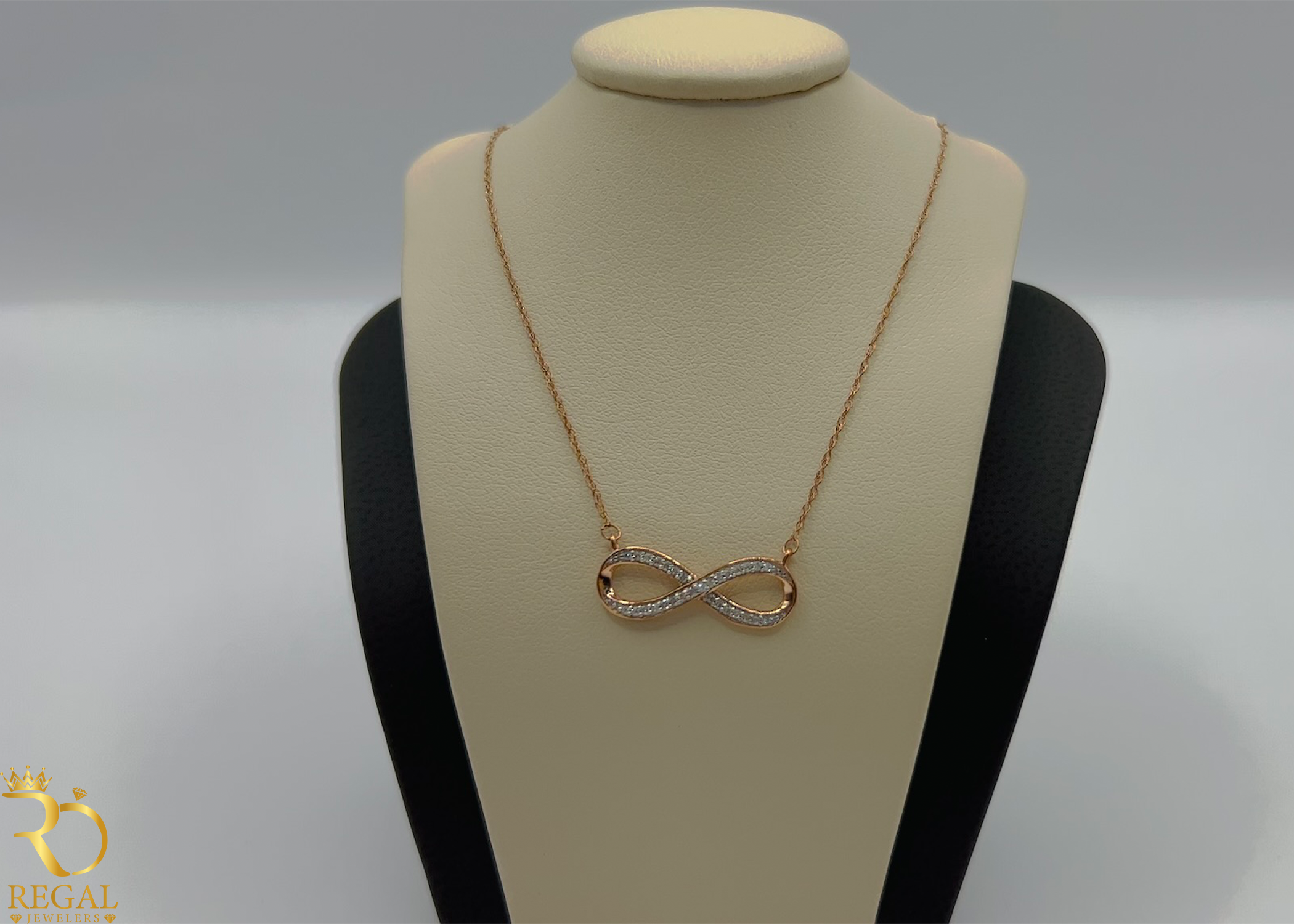 Female Pendant Necklace with Diamonds