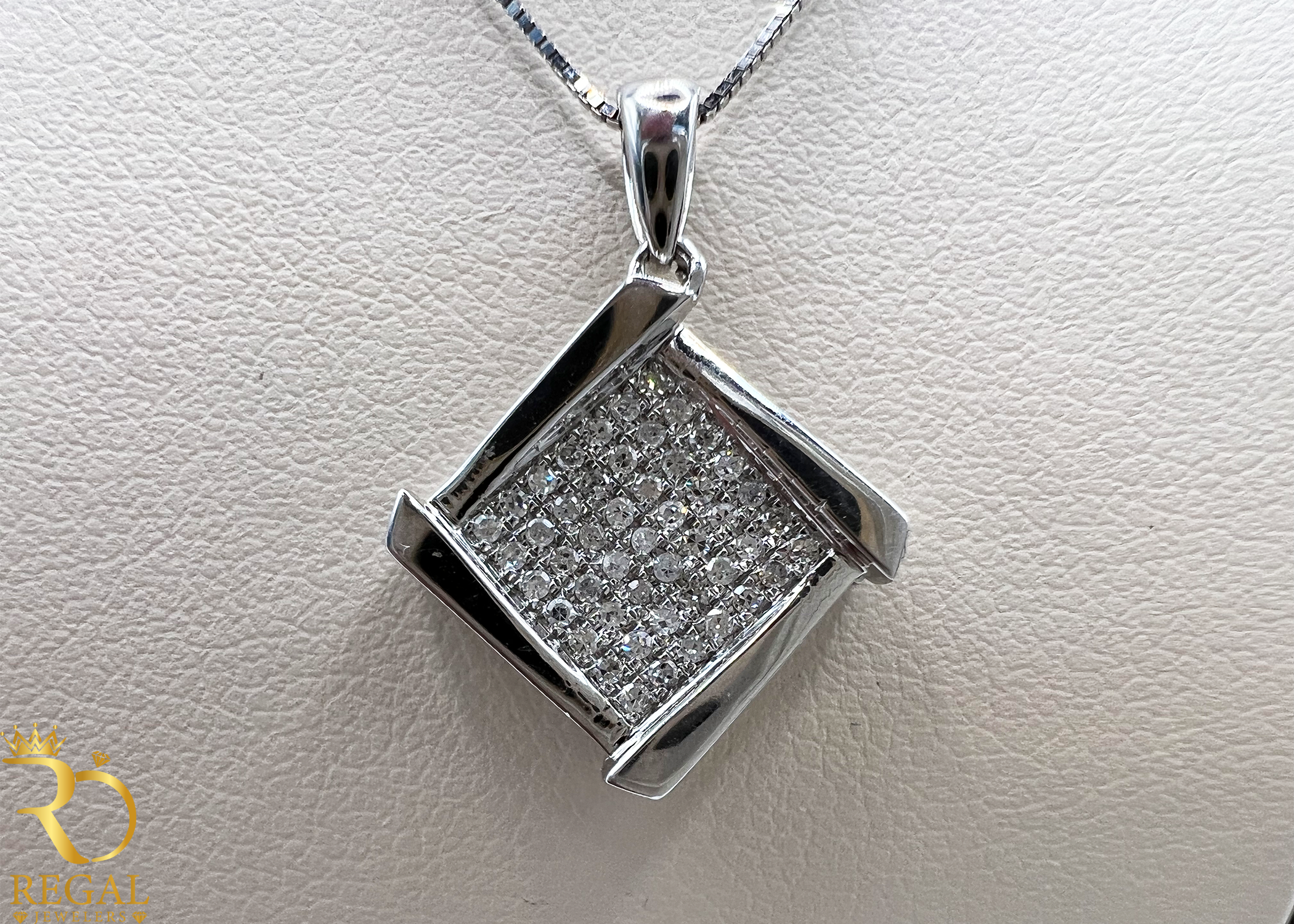 Female Pendant Necklace with Diamonds