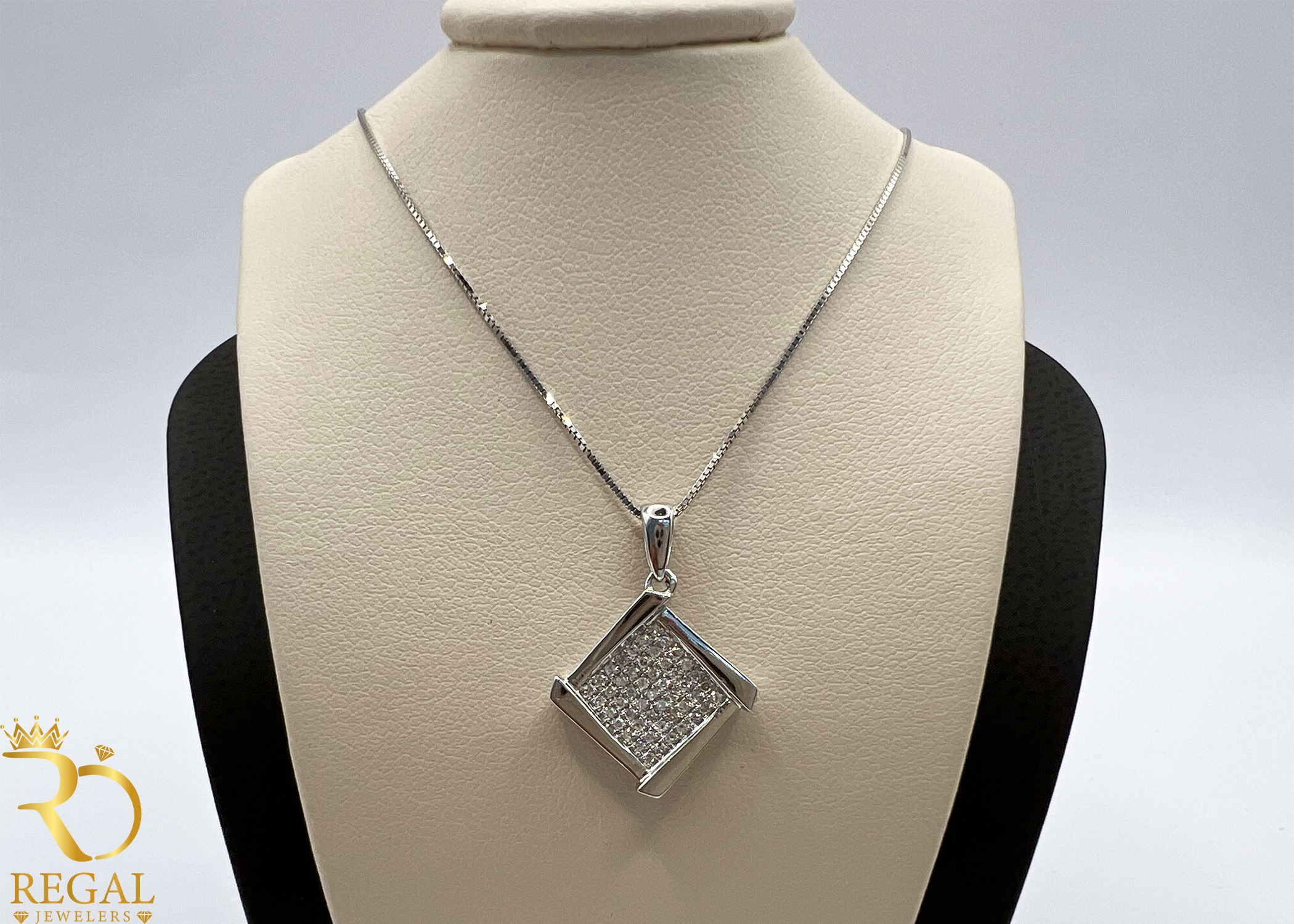 Female Pendant Necklace with Diamonds