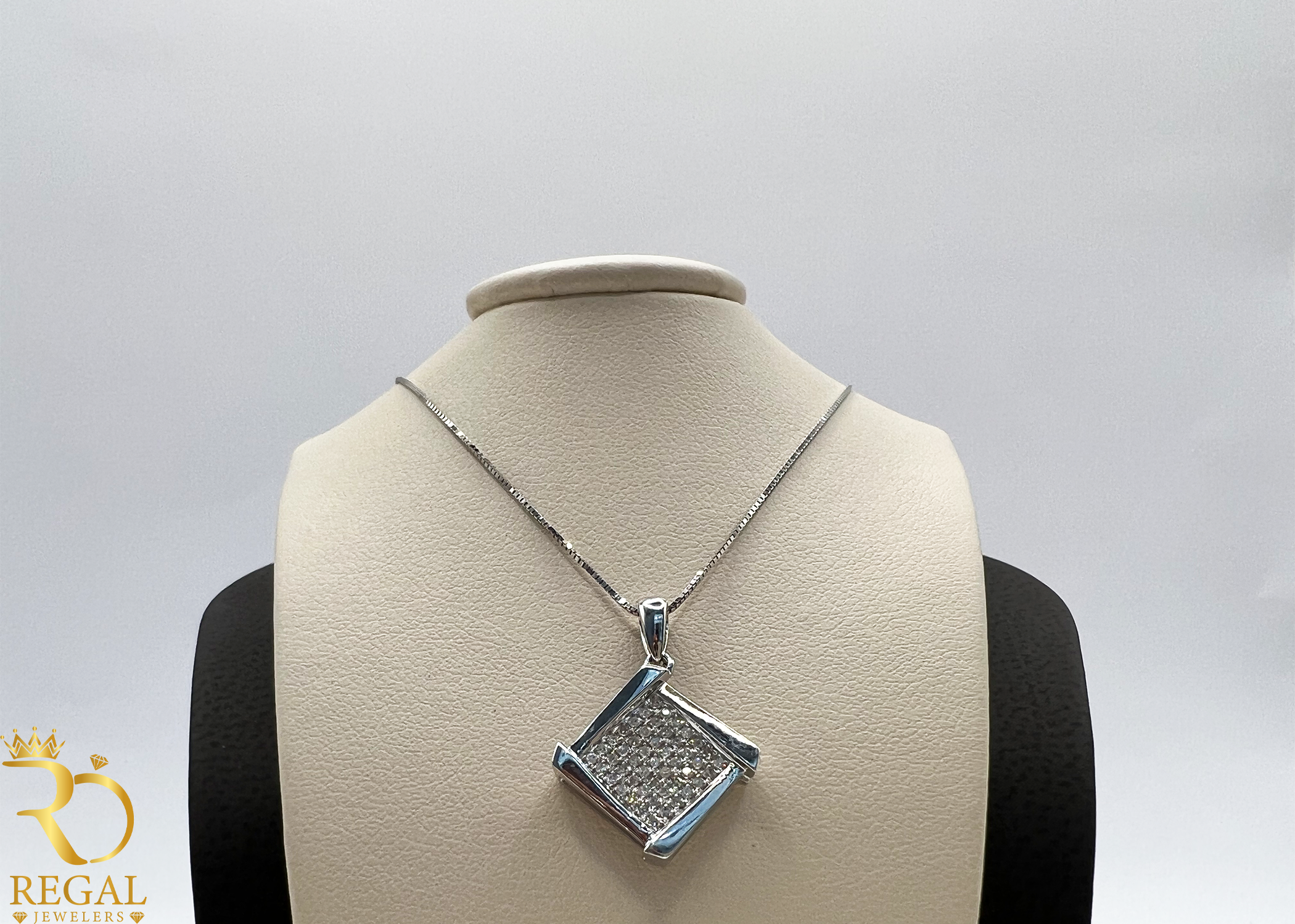 Female Pendant Necklace with Diamonds