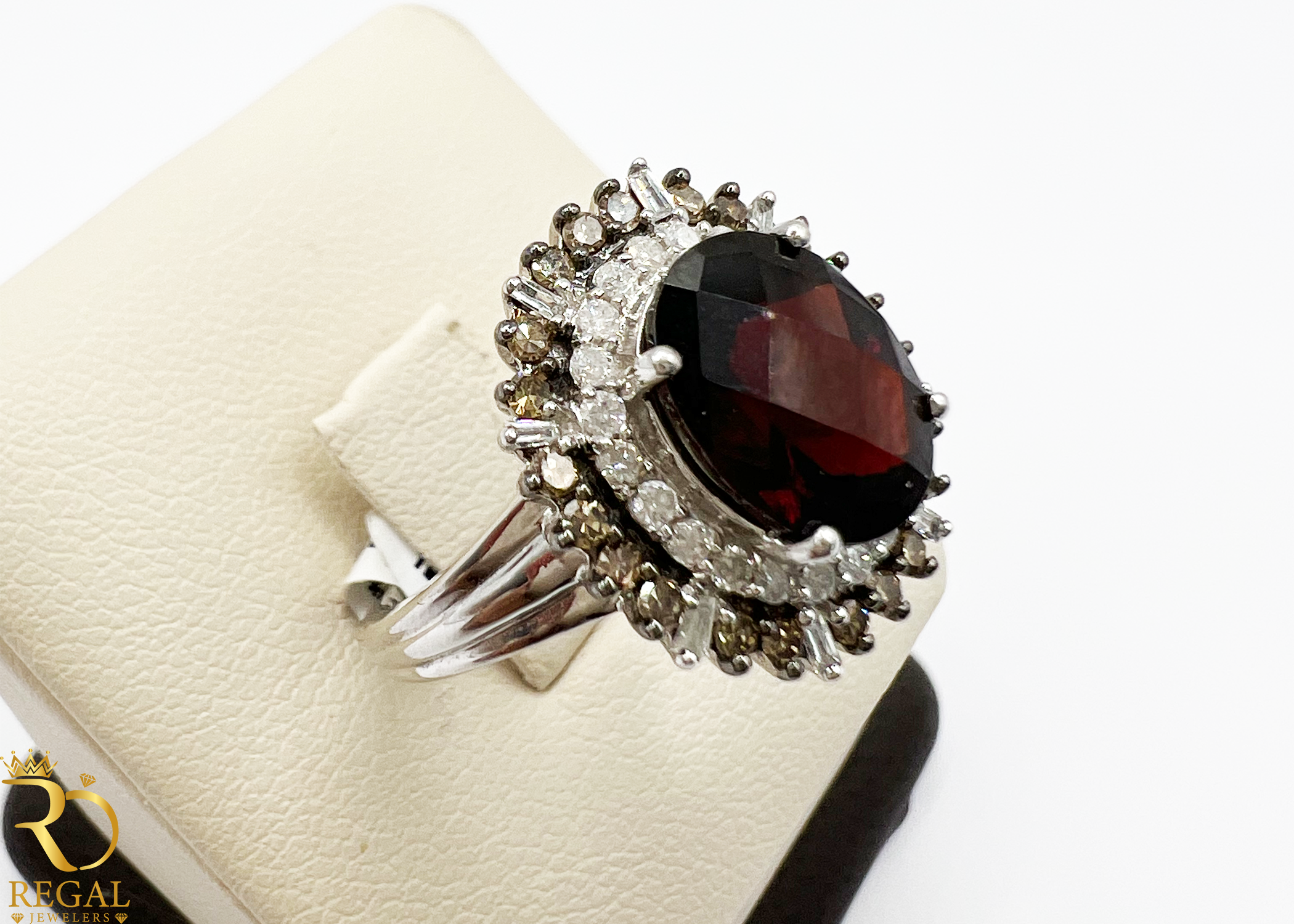 Engagement Ring With Garnet Stone & Diamonds