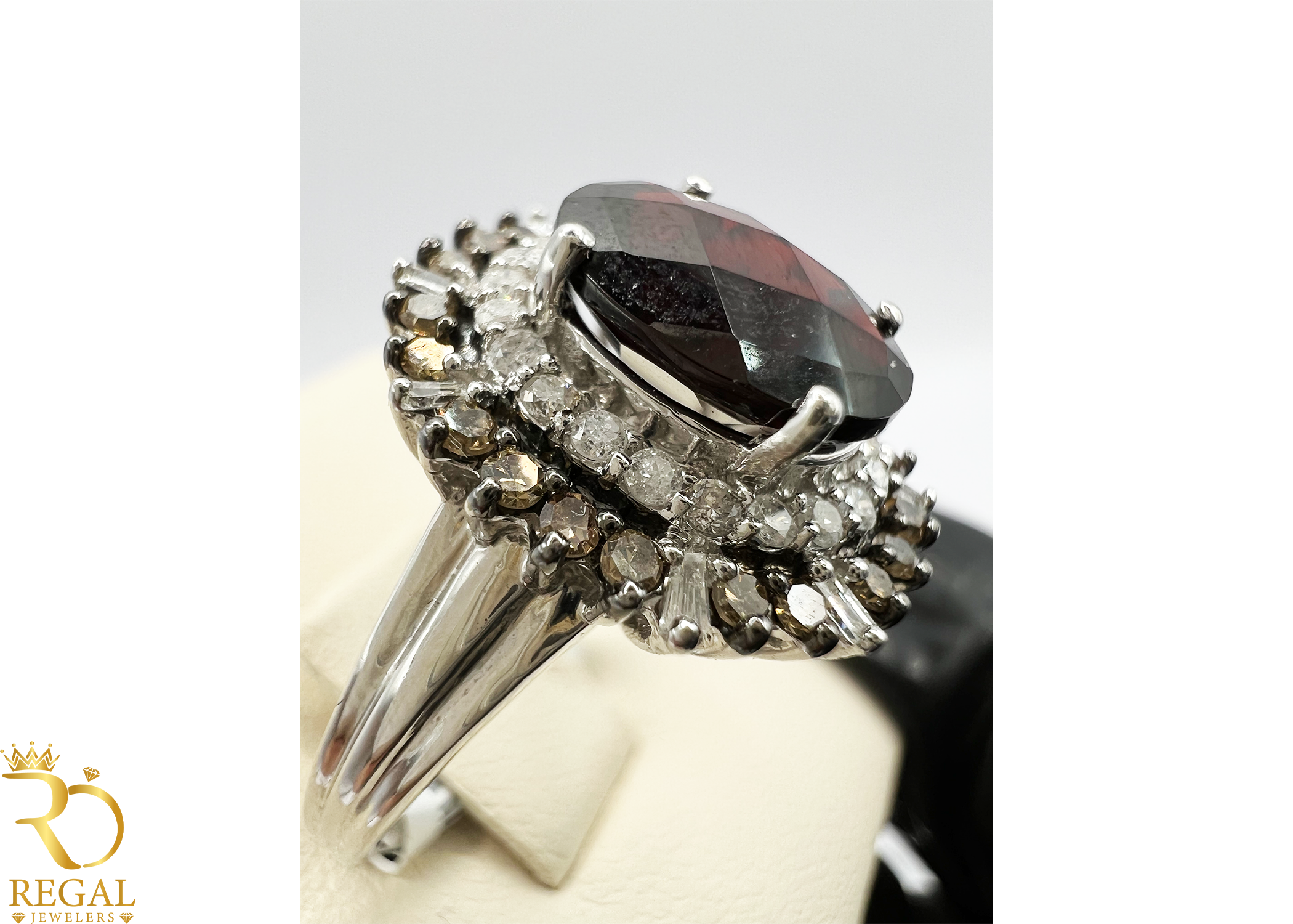 Engagement Ring With Garnet Stone & Diamonds