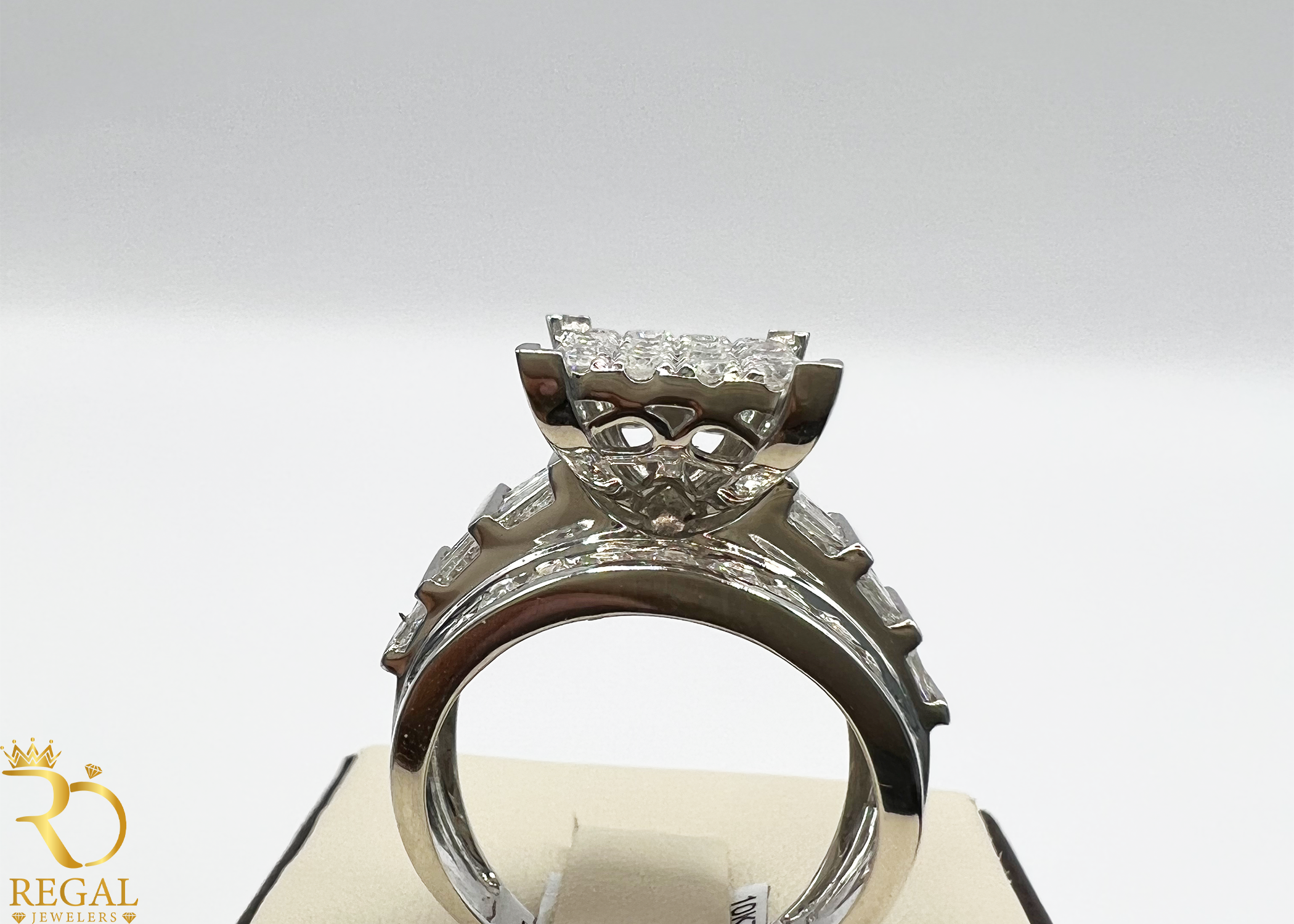 Cinderella Ring with Diamonds