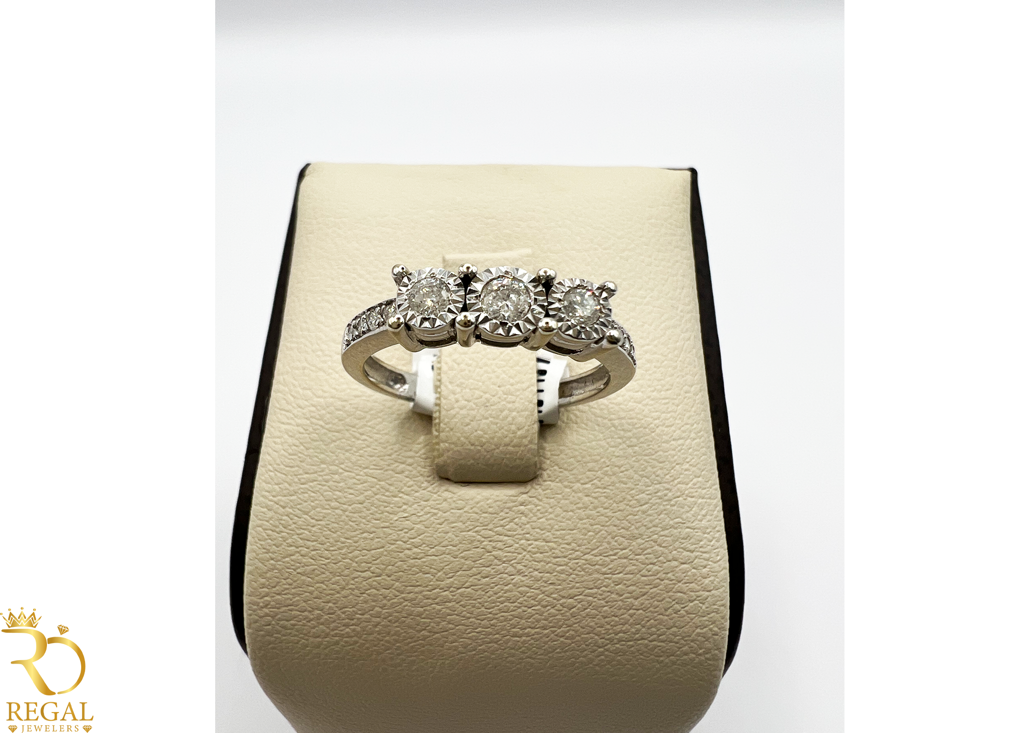 Engagement Ring With Diamonds