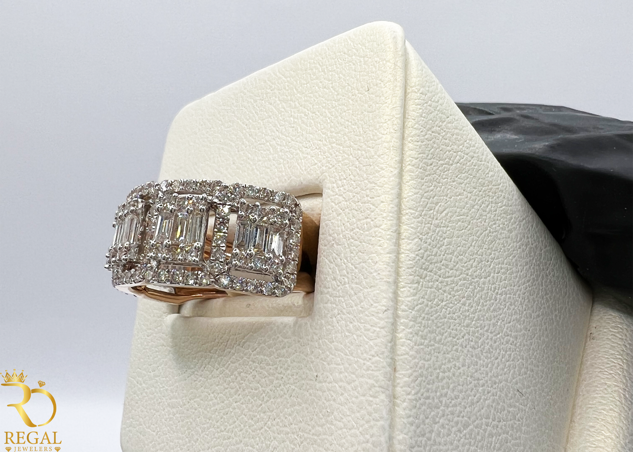 Regular Band with Diamonds