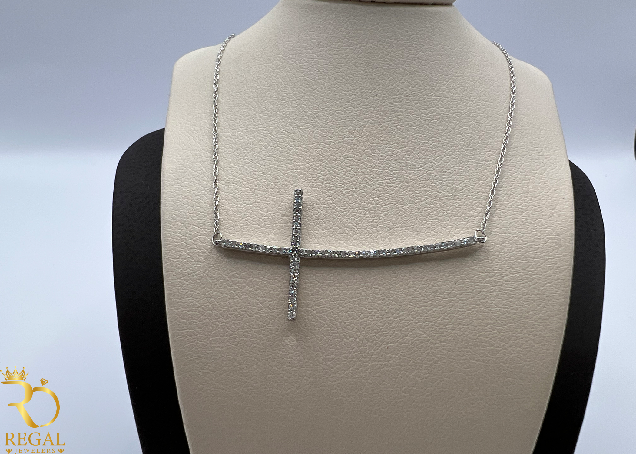 Female Pendant Necklace with Diamonds