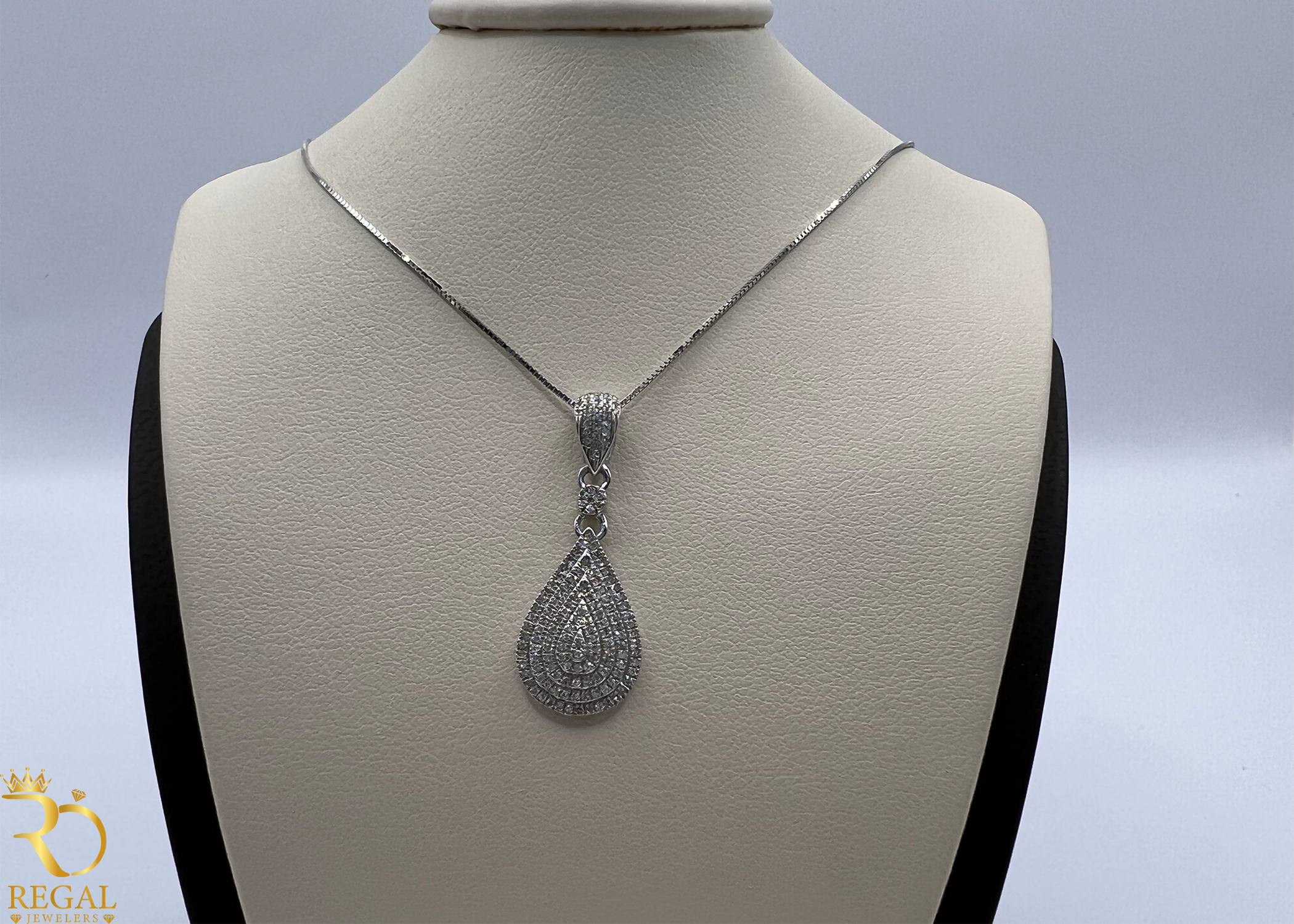 Female Pendant Necklace with Diamonds