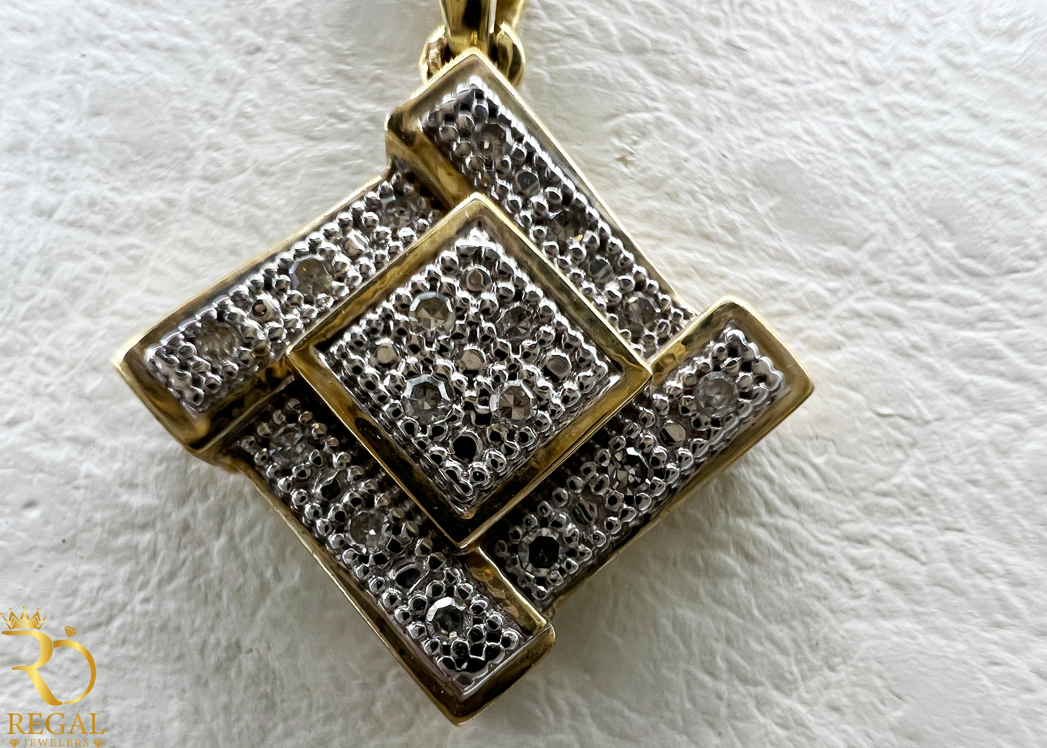 Female Pendant Necklace with Diamonds