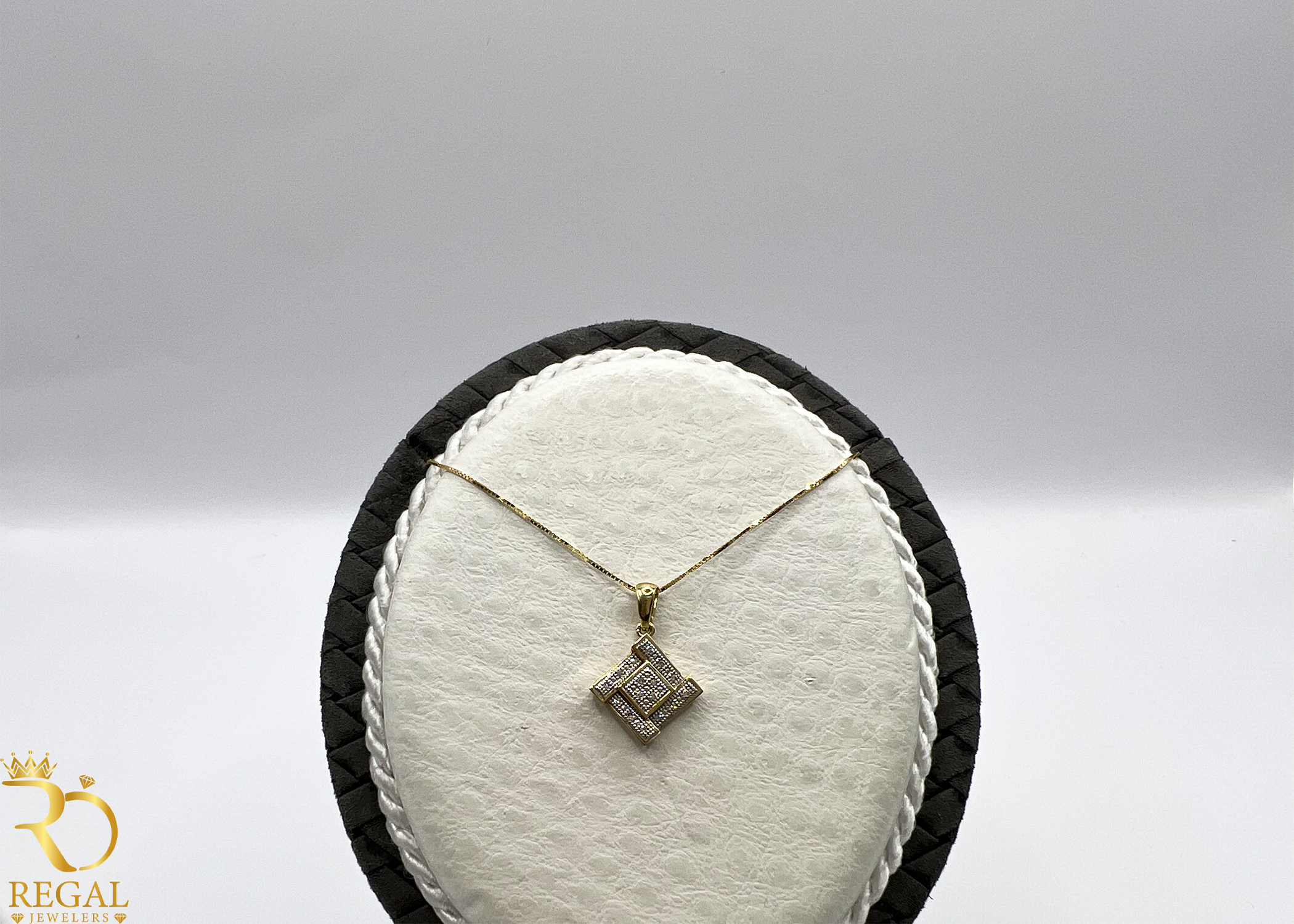 Female Pendant Necklace with Diamonds