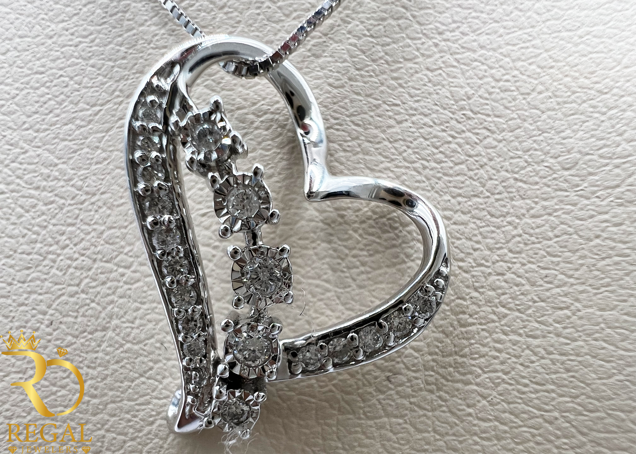 Female Pendant Necklace with Diamonds