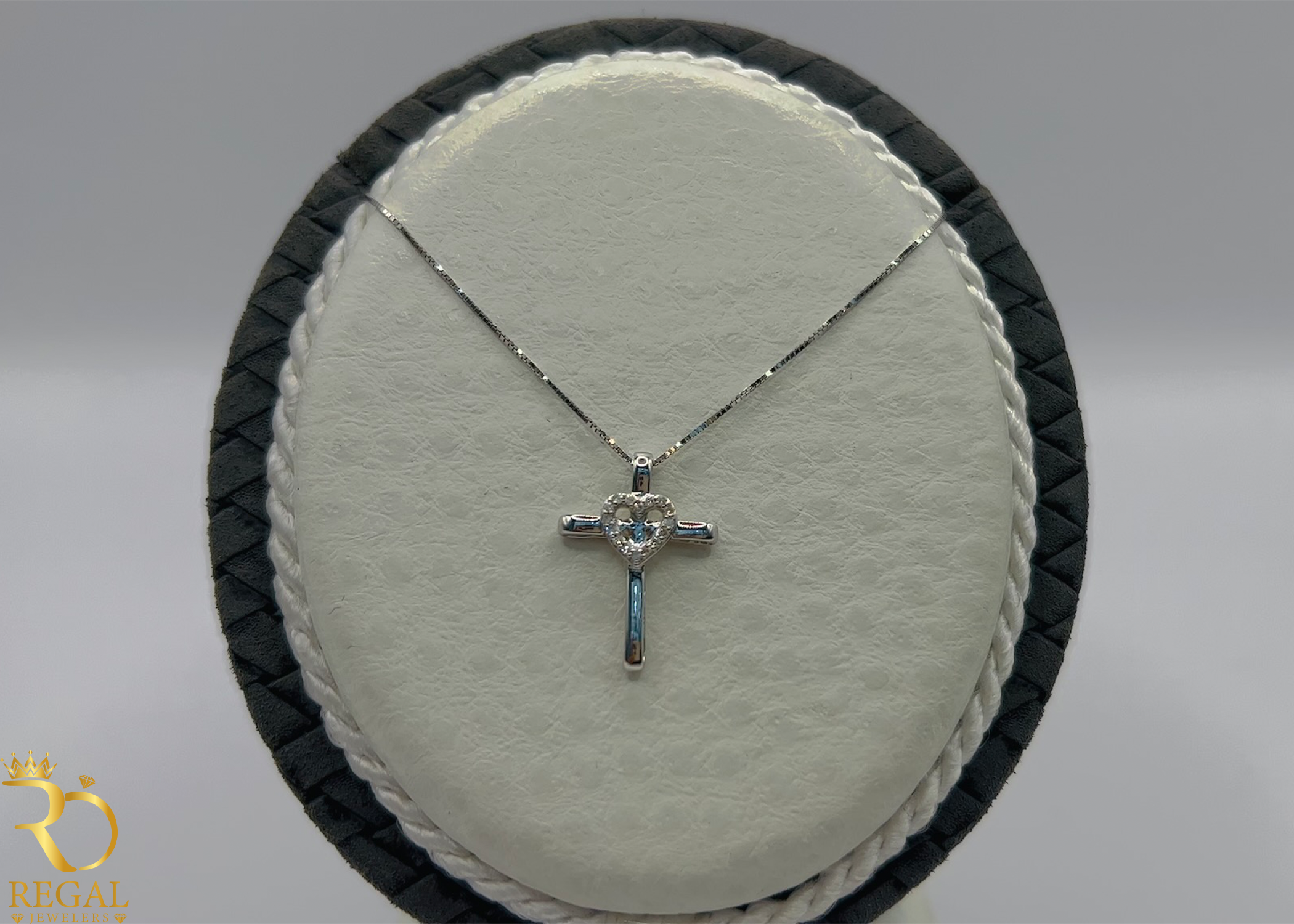 Female Pendant Necklace with Diamonds