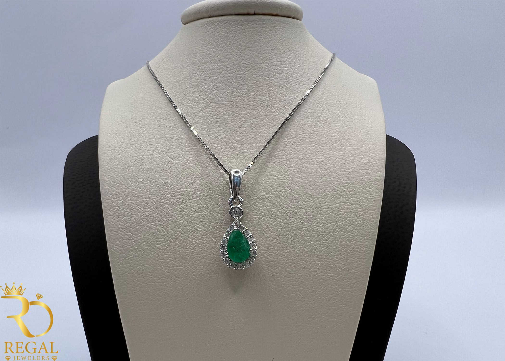 Female Pendant Necklace with Diamonds