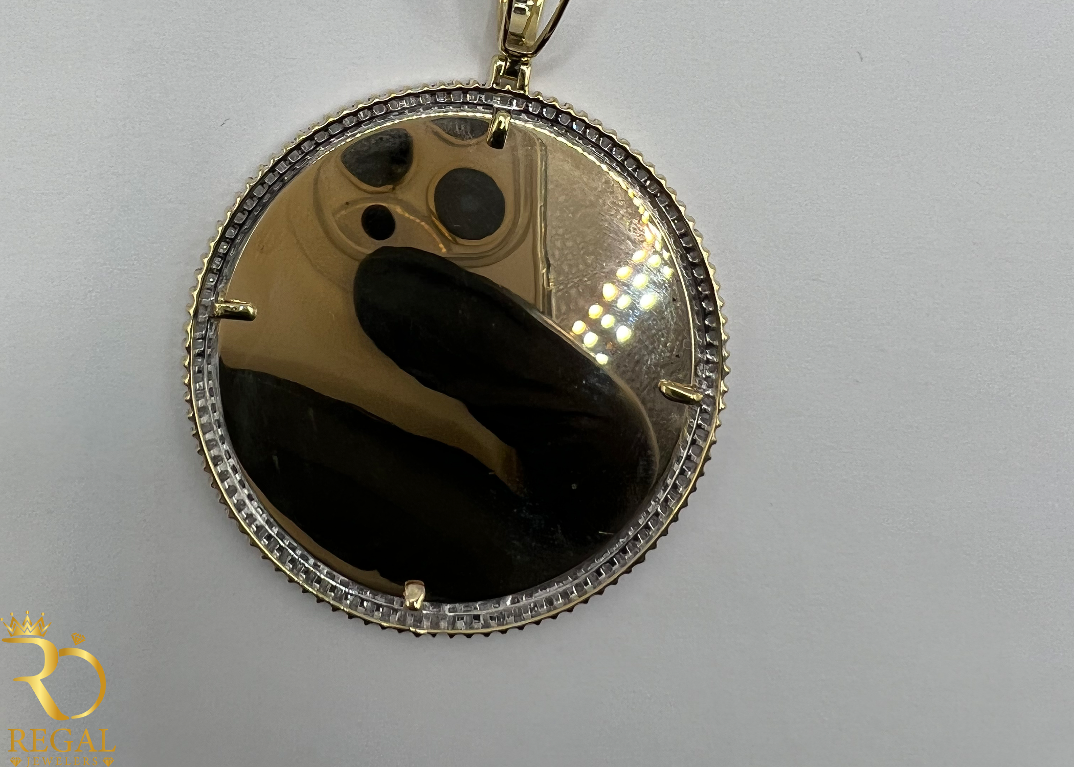 Picture Pendant/Charm with Diamonds