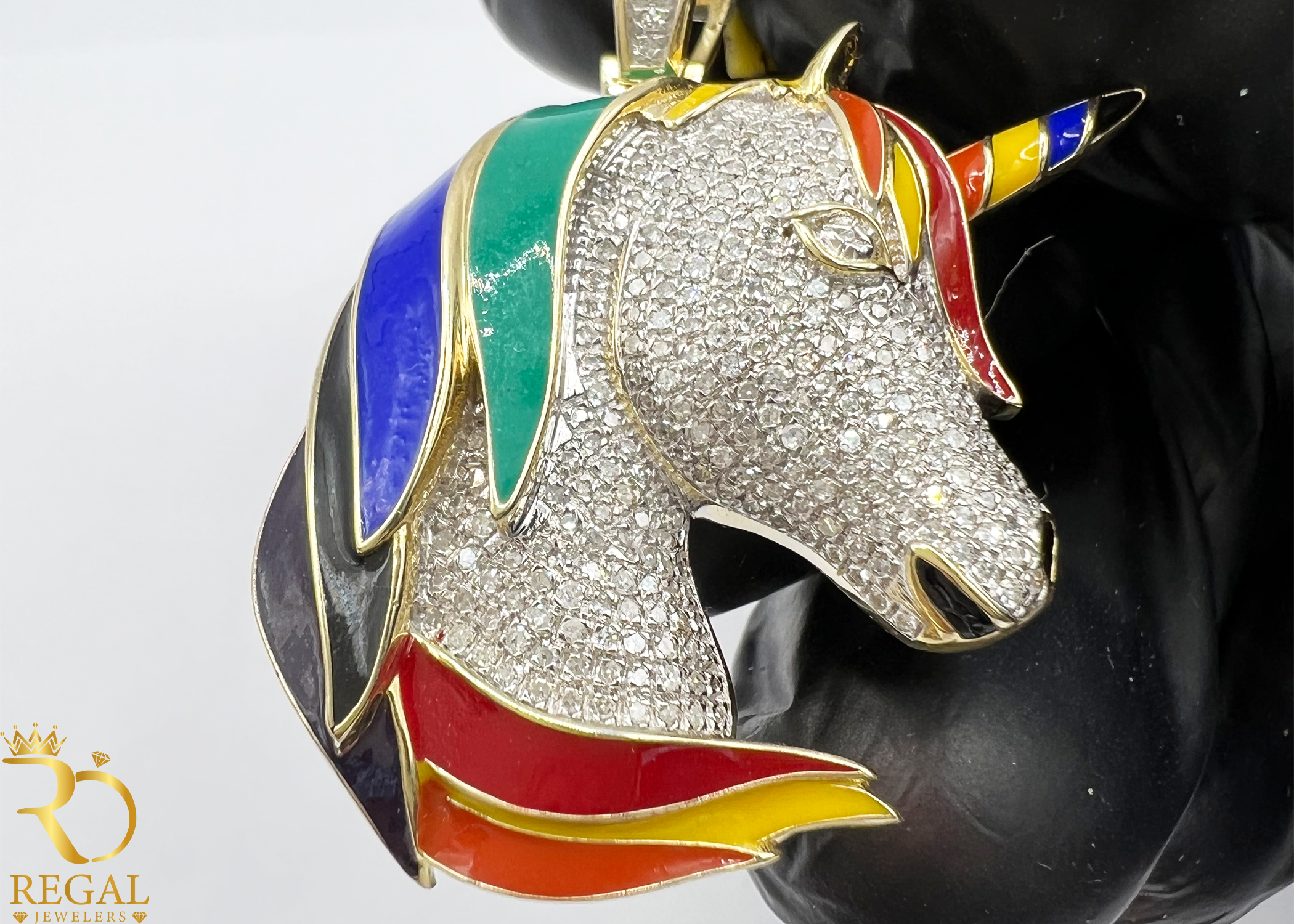 HORSE Pendant/Charm with Diamonds