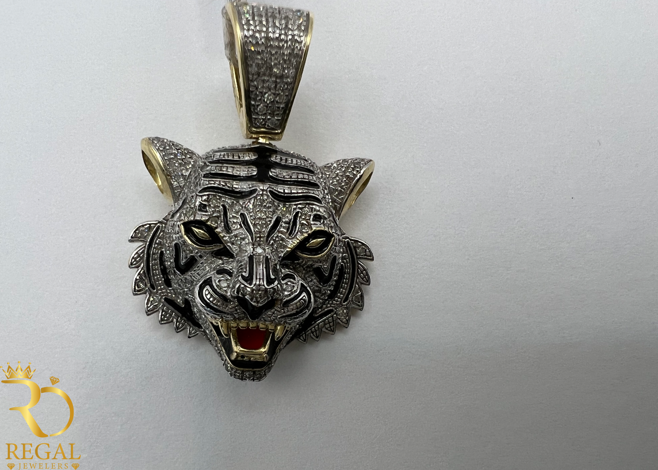 TIGER Pendant/Charm with Diamonds