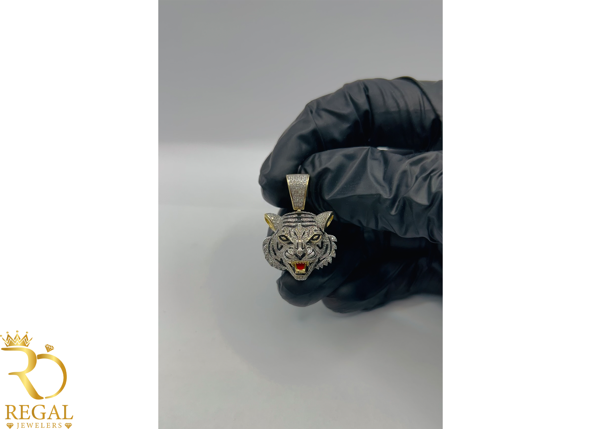 TIGER Pendant/Charm with Diamonds