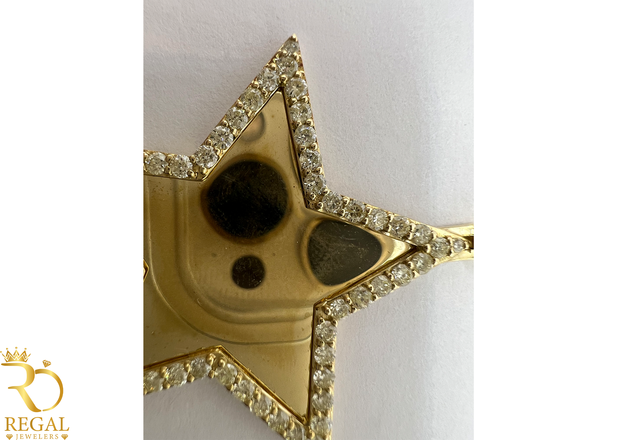 STAR Picture Pendant/Charm with Diamonds