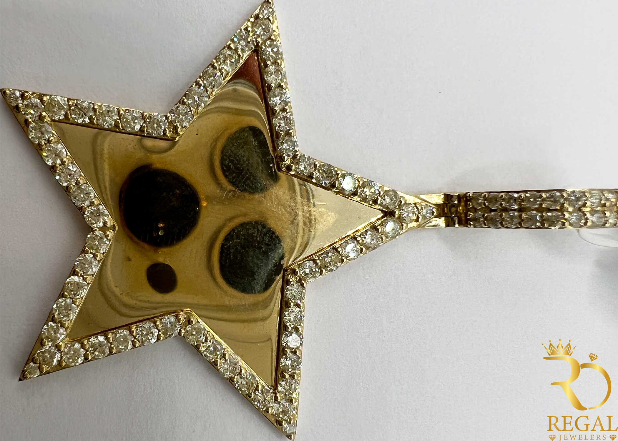 STAR Picture Pendant/Charm with Diamonds