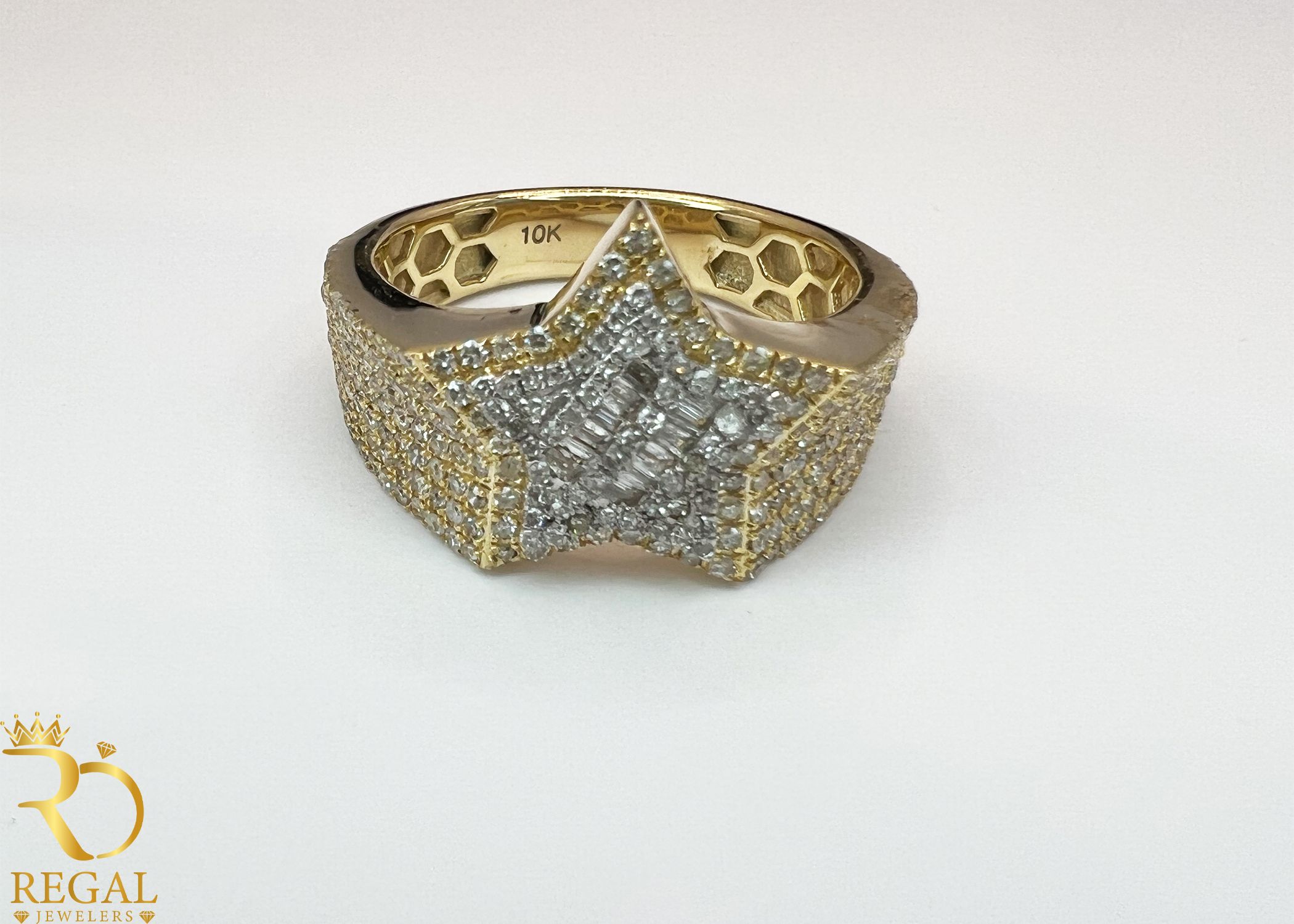 Star Ring with Diamonds