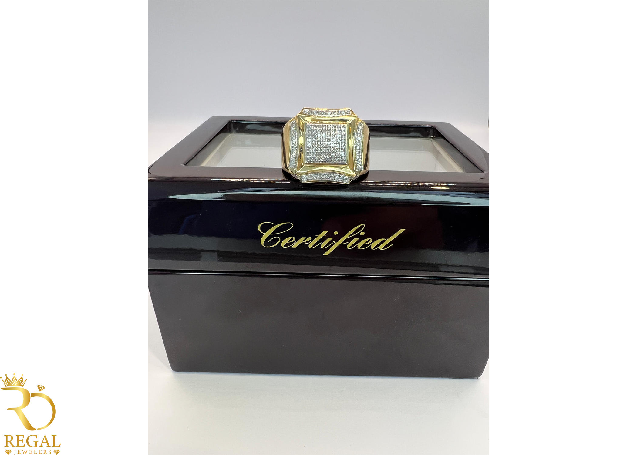 Pinky Ring with Diamonds