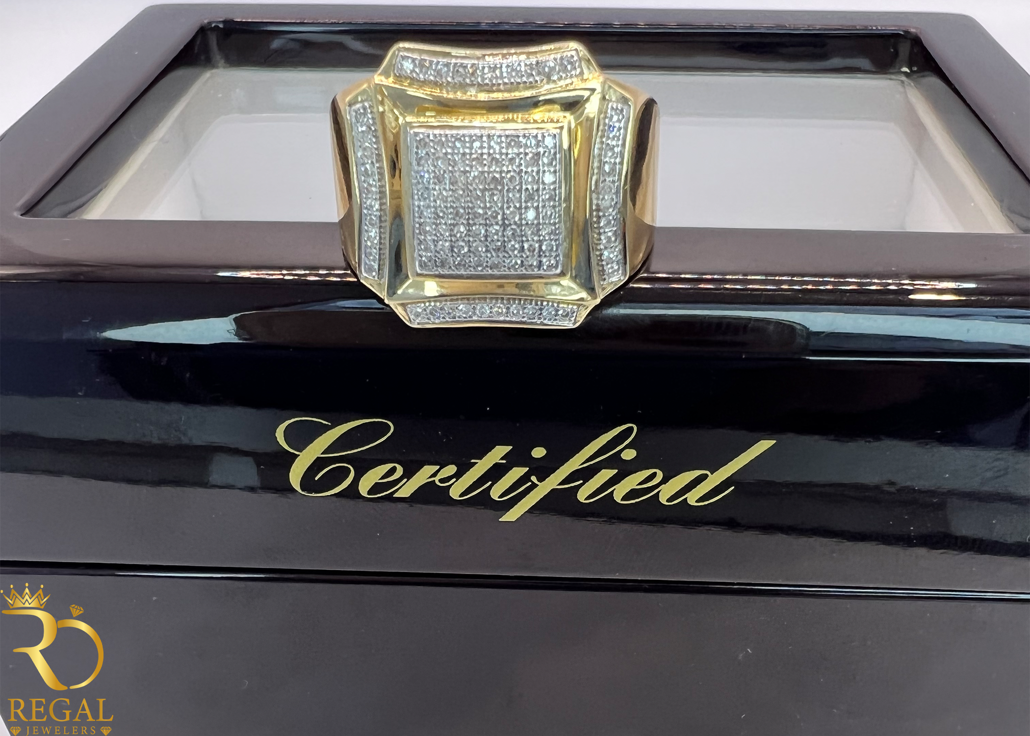 Pinky Ring with Diamonds