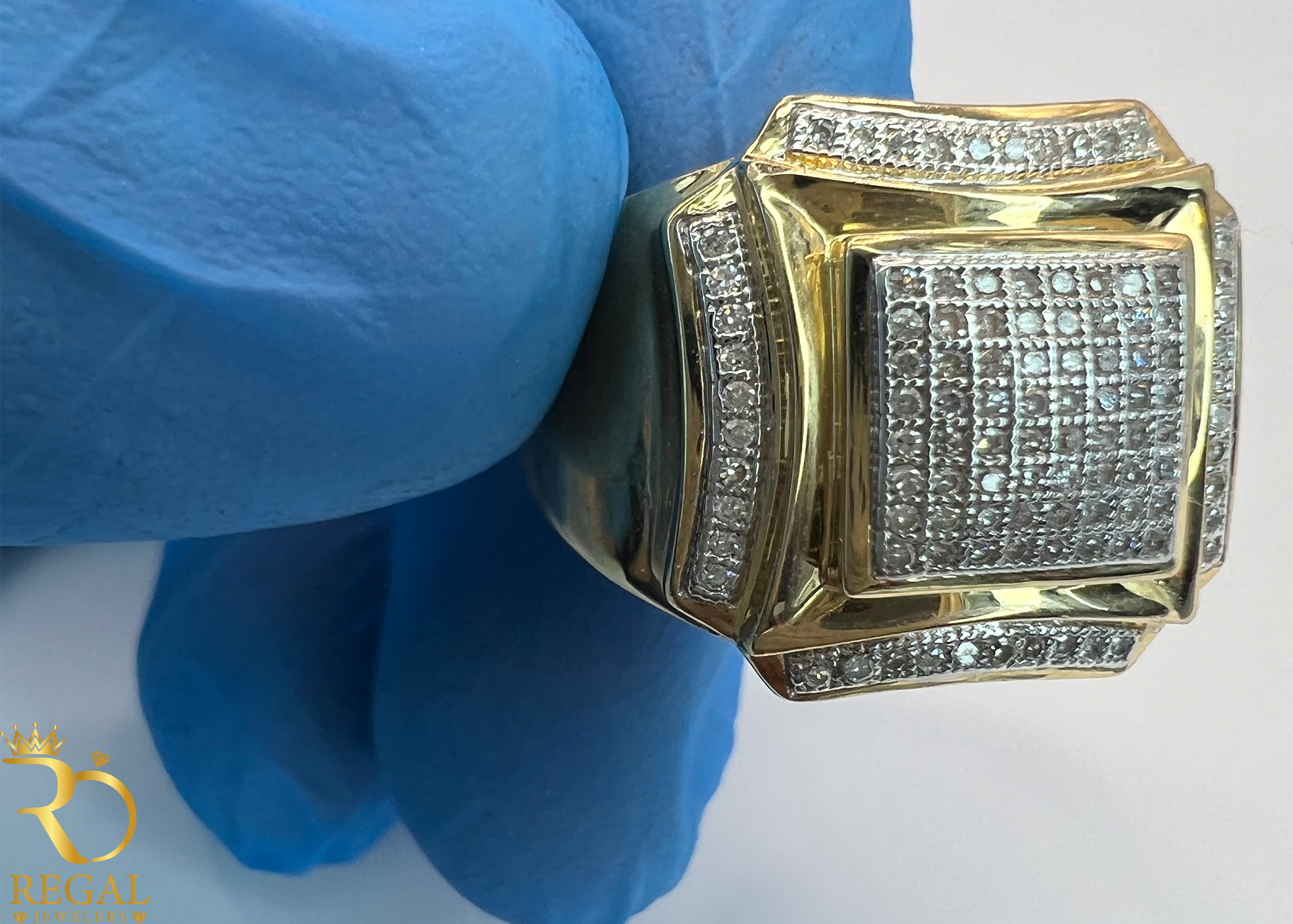 Pinky Ring with Diamonds
