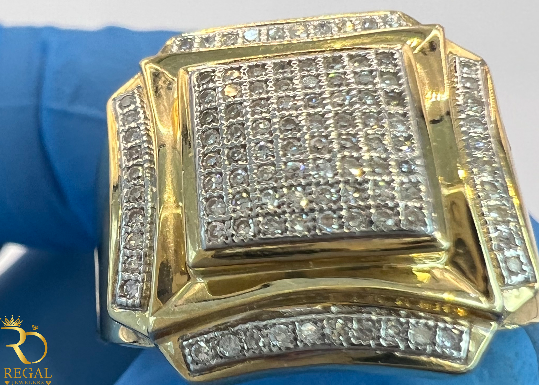Pinky Ring with Diamonds