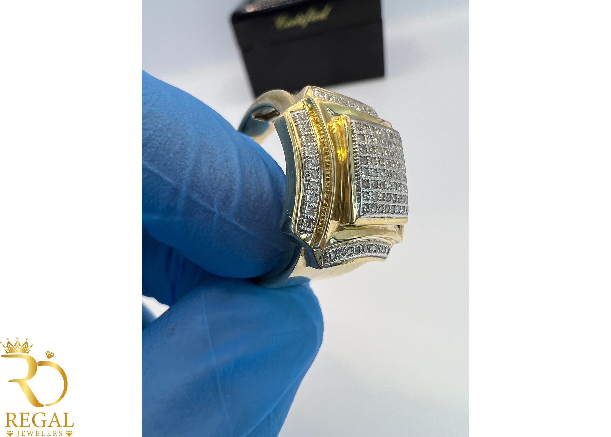 Pinky Ring with Diamonds
