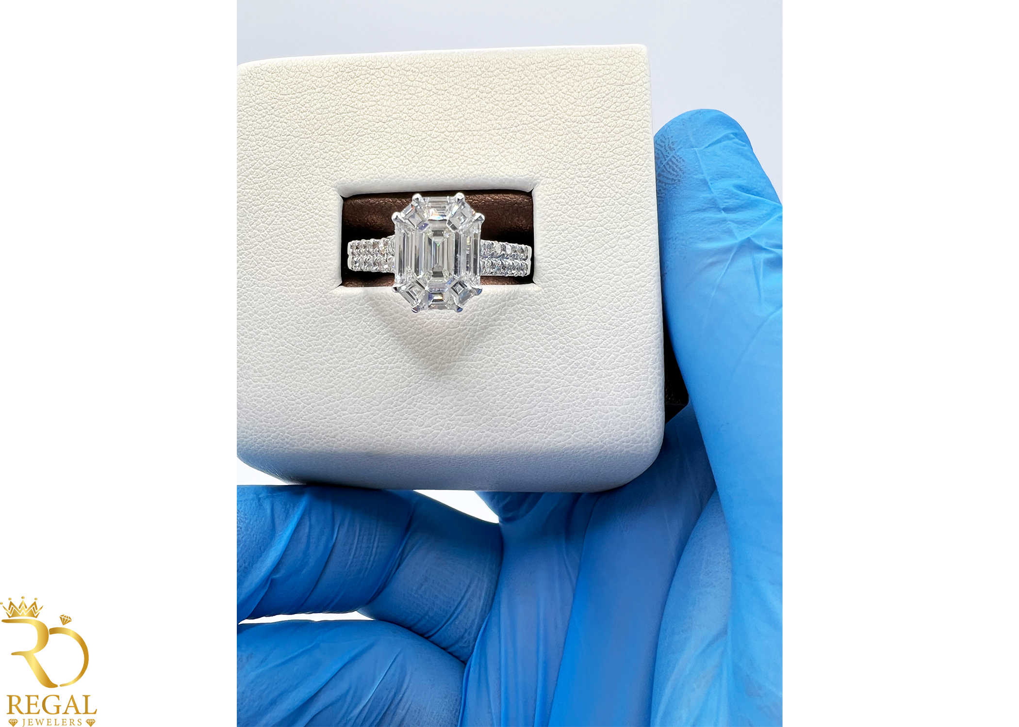 Engagement Ring With Diamonds